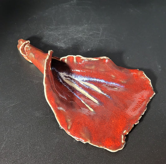 Terre Précieuse - Écrin en grès émaillé bordeaux pour bijoux vue de dessus